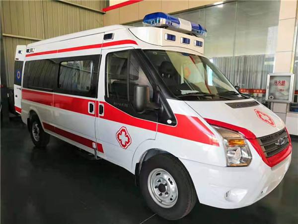 兴业县福特V362救护车